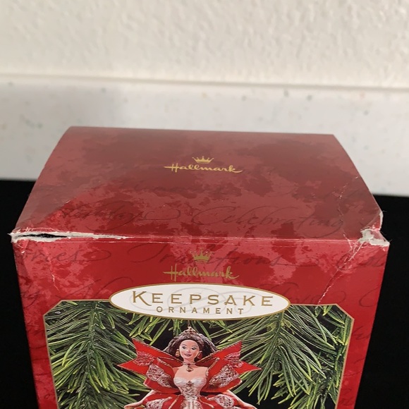 1997 Hallmark Holiday Barbie Ornament - Picture 8 of 16